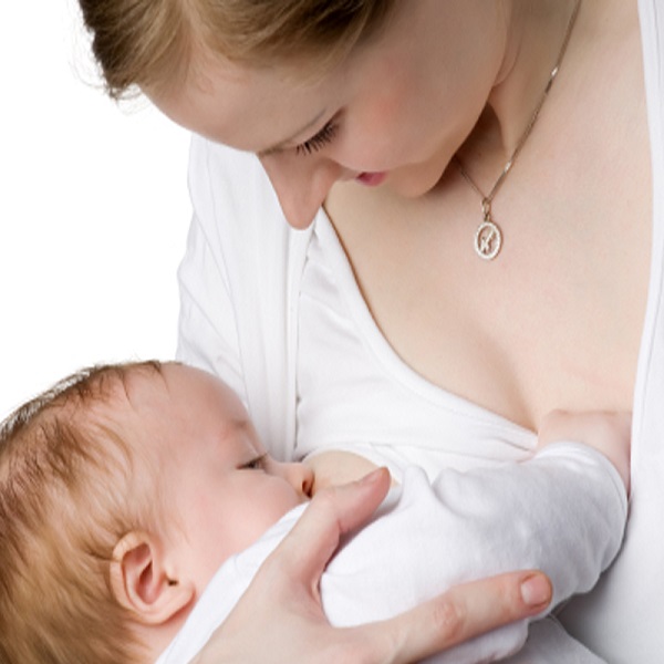 خواص و فواید شیر مادر برای نوزاد